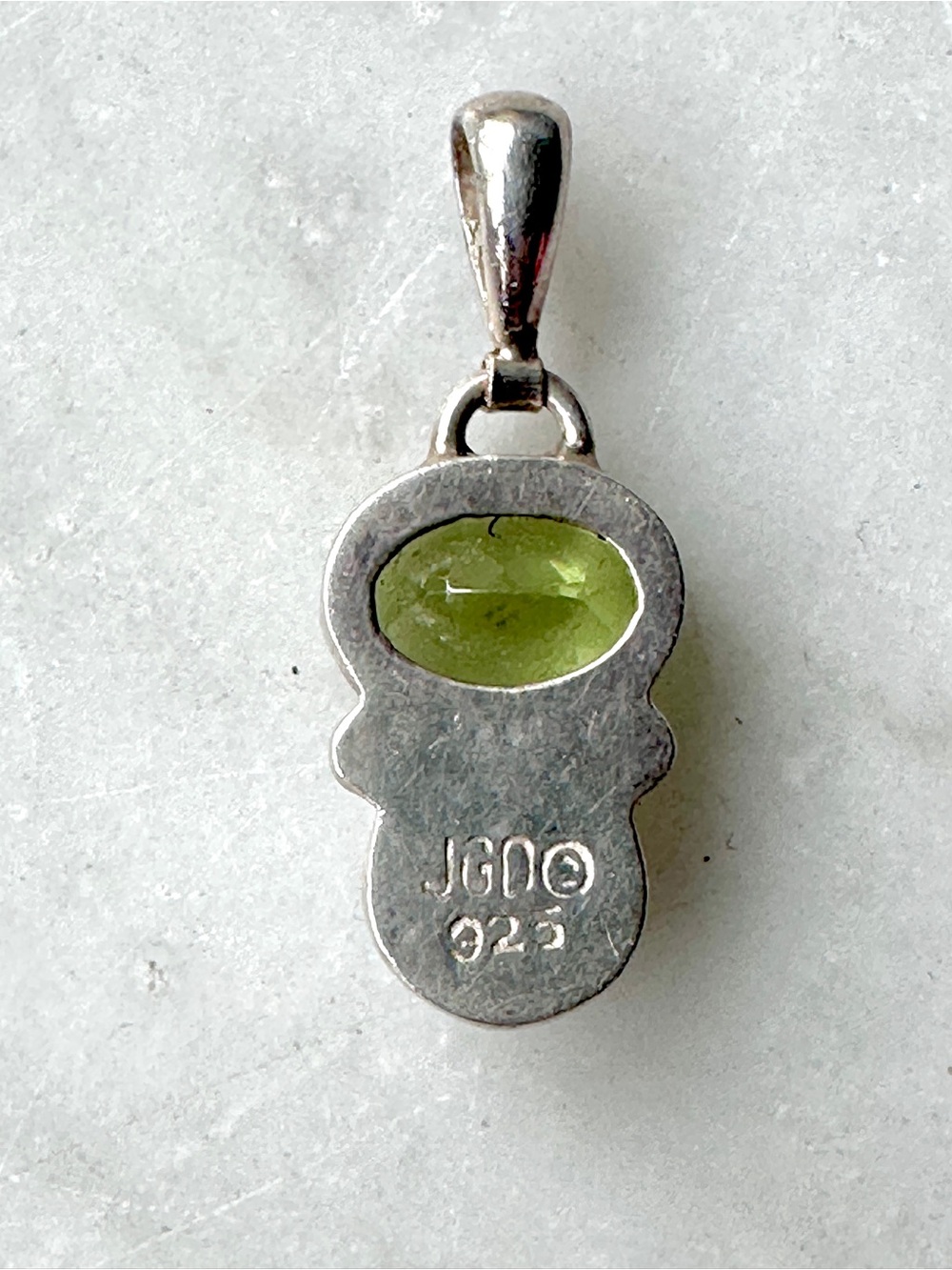 Janice Gerardi Designs JGD Sterling Silver Green Peridot and White Pearl Pendant - Picture 2 of 3